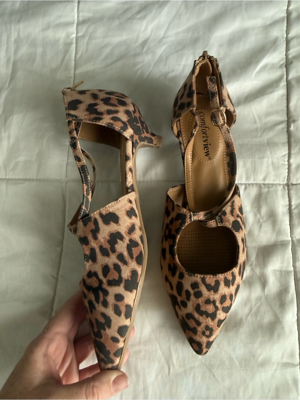 Comfortview Leopard Print Pointed Toe Ankle Strap Kitten Heel - Tan/Black